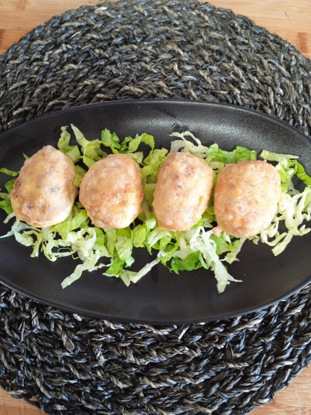 Huevos rellenos fritos