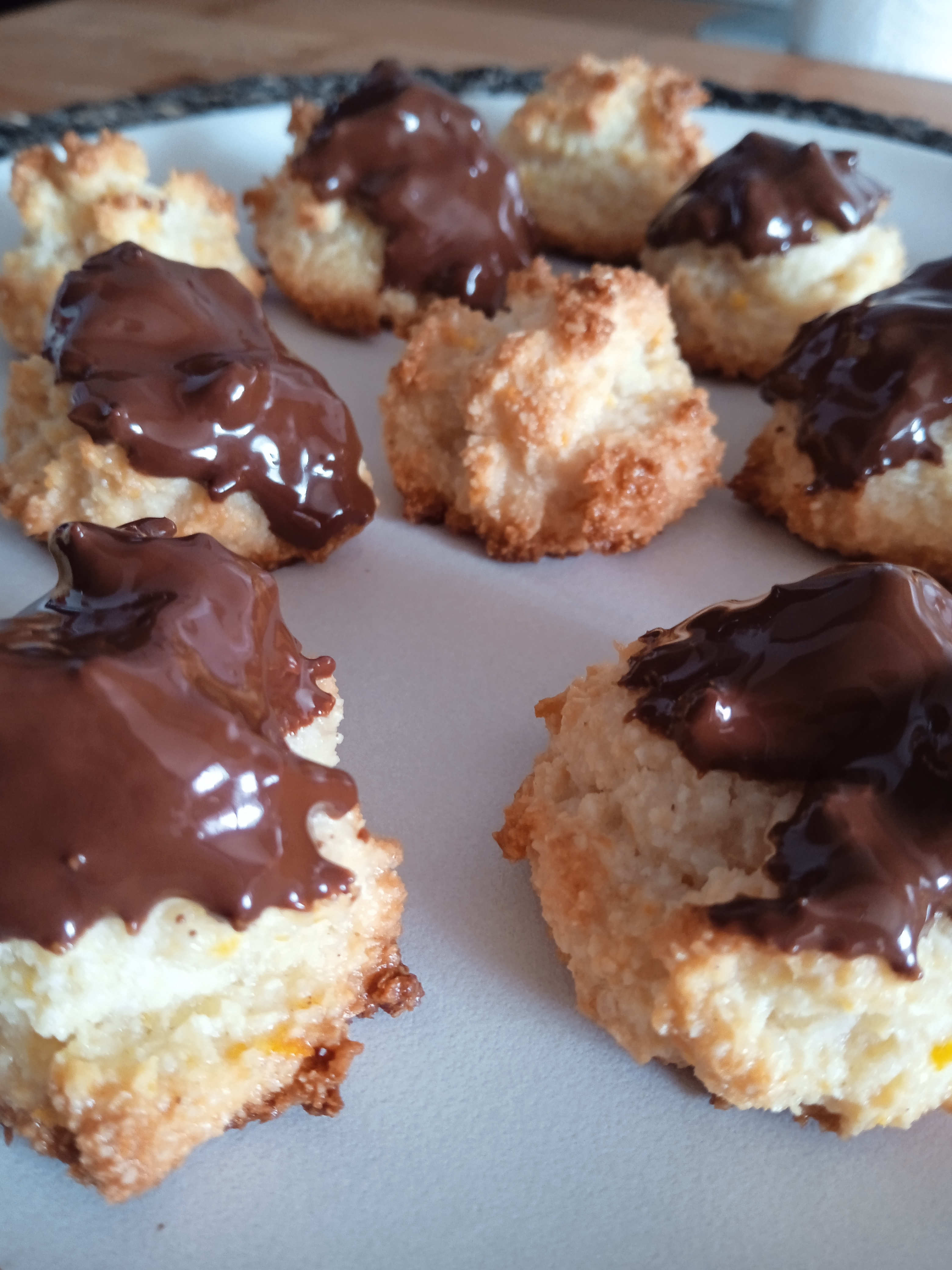 Coquitos con chocolate.